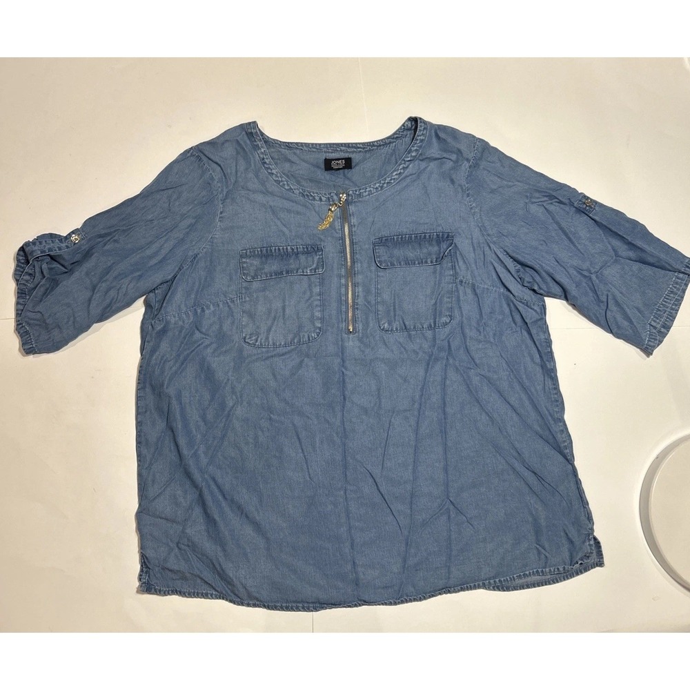 Jones New York Chambray Blouse Large‎ Blue Roll Tab Sleeve Zip Neck Top
